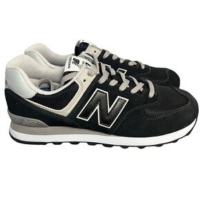 New Balance Men’s Sneakers 574 Black and White Size 10.5 US